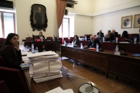 Βουλή: Στις 22 ή 23 Μαΐου η συζήτηση πολιτικών αρχηγών για την 4η αξιολόγηση