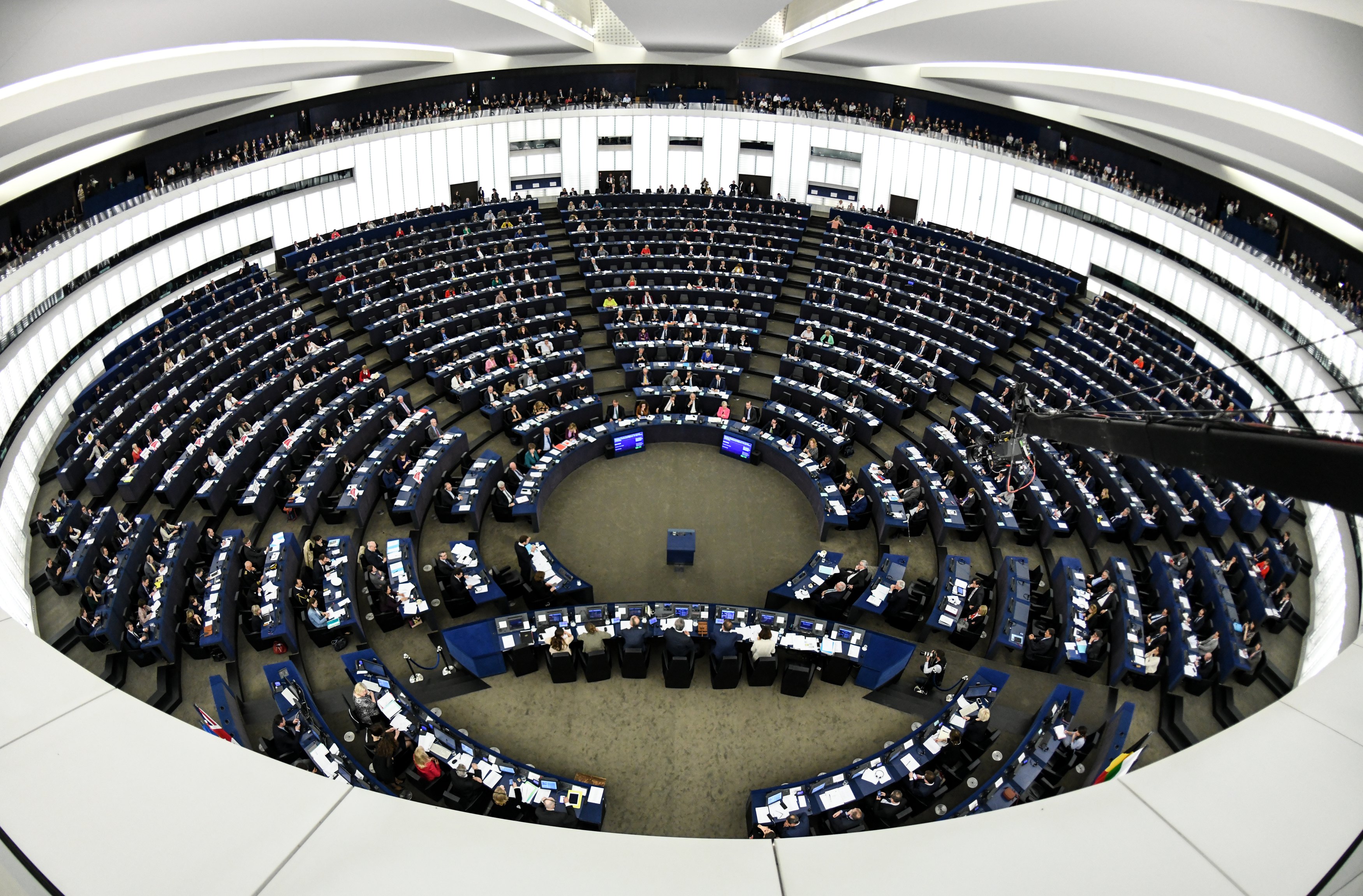 Resolution of European Parliament demands release of Greek officers by Turkey