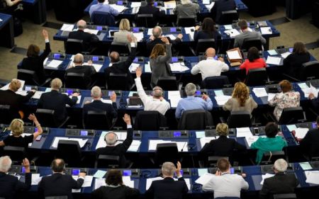 Το Ευρωκοινοβούλιο ζητά από την Τουρκία την απελευθέρωση των δύο ελλήνων στρατιωτικών