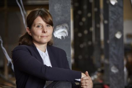 Τίνα Κέντνερ: Η γυναίκα που σχεδιάζει το μέλλον της Renault λατρεύει την ηλεκτροκίνηση