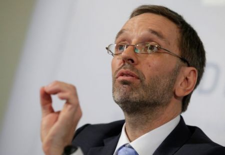 Αυστρία: Εξετάζεται αυξημένος έλεγχος στα σύνορα με την Γερμανία