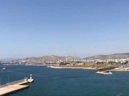 Υπόμνημα προς υπουργεία για τις… οσμές στον Πειραιά