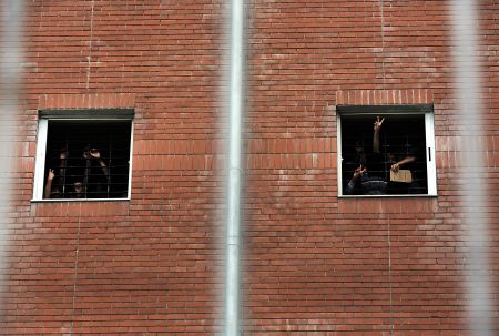 Πυρκαγιά στο Τμήμα Αλλοδαπών στην Πέτρου Ράλλη