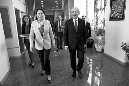 Αλλάζουν οι καιροί για την τουρκική αντιπολίτευση;