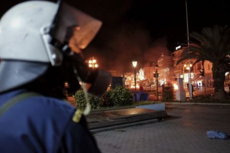 Μυτιλήνη: Συνελήφθησαν 120 μετανάστες στη πλατεία Σαπφούς