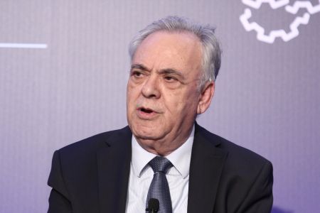 Δραγασάκης: Επέκταση του νόμου Κατσέλη και στους εγγυητές δανείων