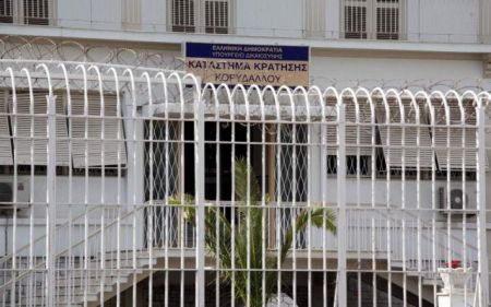 Εξαπλάσιος είναι ο αριθμός των αποφυλακίσεων λόγω αναπηρίας την τριετία