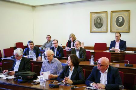 Πολιτικές και νομικές αλχημείες για Novartis και ΚΕΕΛΠΝΟ