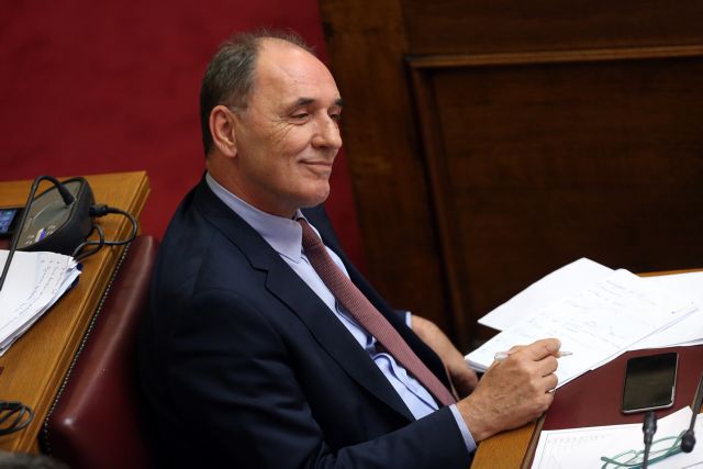 Σταθάκης: Δεν μπορούμε να κάνουμε τίποτε για την ακριβή βενζίνη