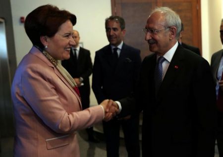 Τουρκία: Συνασπισμοί κομμάτων της αντιπολίτευσης ενόψει εκλογών