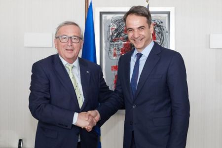 Διευθέτηση χρέους ζήτησε ο Μητσοτάκης από τον Γιούνκερ