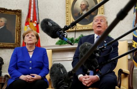 Γερμανοί επιχειρηματίες φοβούνται δασμούς Τραμπ και στην ΕΕ