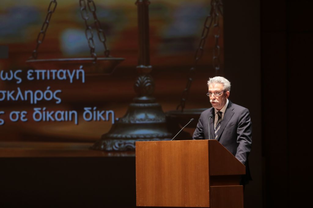 Κοντονής: Δικαίωμα του πολίτη να αμύνεται αν ληστής εισβάλλει σπίτι του