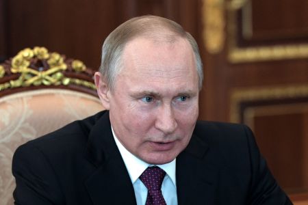 Πούτιν: Η Μόσχα έτοιμη να βοηθήσει στη συνεργασία Βόρειας και Νότιας Κορέας