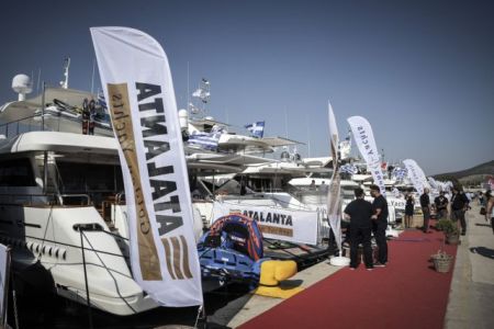 Ξαναβγαίνει στον αφρό το γιότινγκ