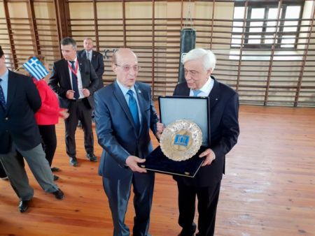 Στον Πρ. Παυλόπουλο το Χρυσό Κλειδί της Αλεξάνδρειας