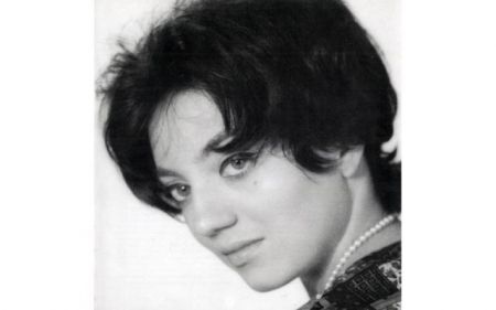 Πέθανε η τραγουδίστρια Ζωή Κουρούκλη