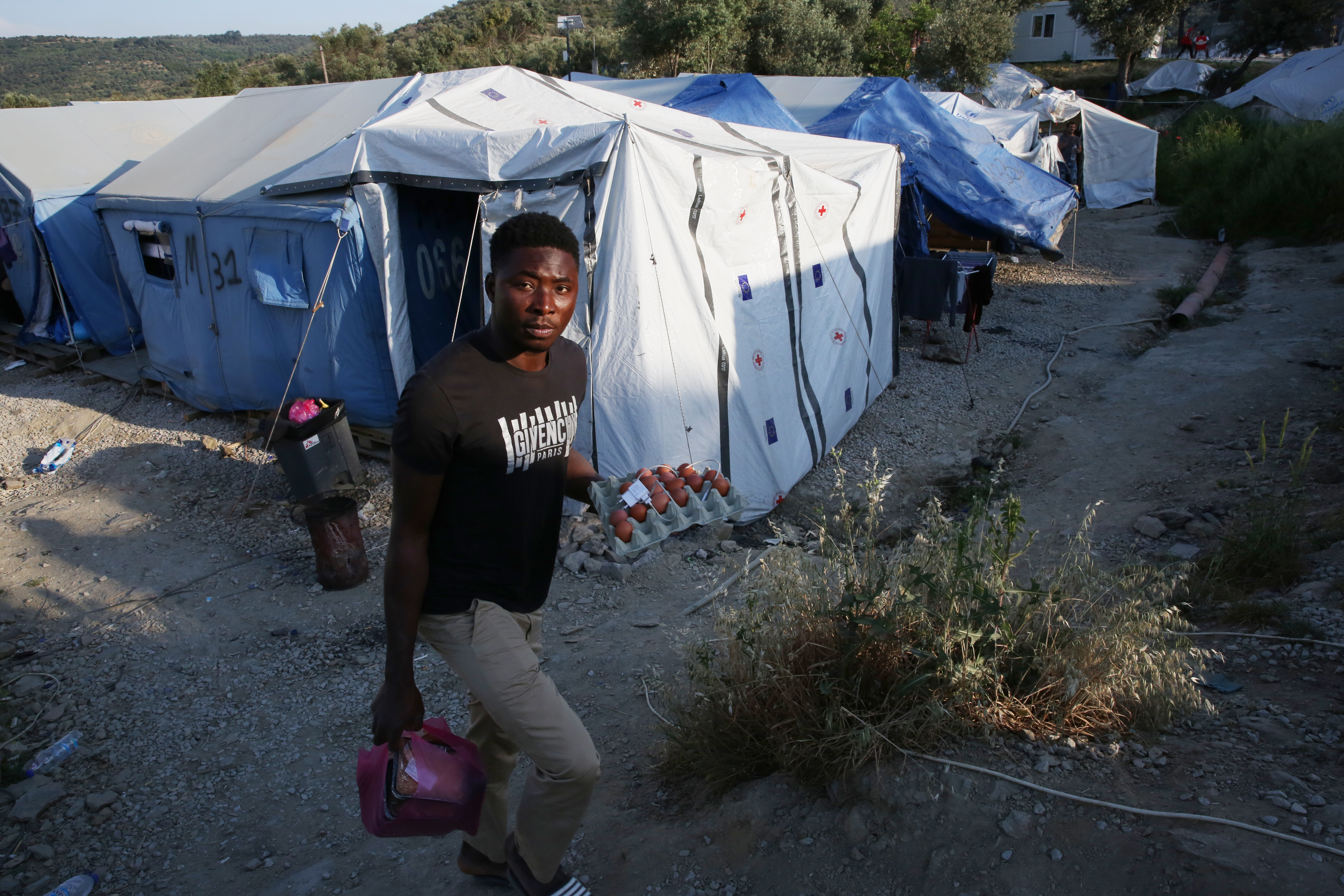 Βίτσας: Στόχος η ταχύτερη εκκένωση των πρόχειρων χώρων στέγασης προσφύγων στην Πάτρα