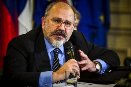 Ξυδάκης: Η Εκκλησία έχει ρόλο πνευματικό και όχι ρόλο εθναρχίας