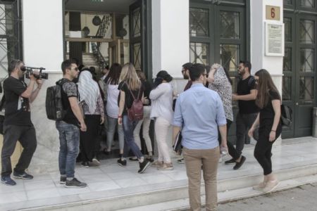 Στη φυλακή 4 μέλη της εγκληματικής οργάνωσης με τα αντικαρκινικά