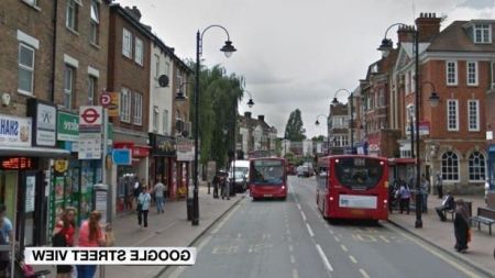 Νέες ένοπλες επιθέσεις σε 12χρονο και 15χρονο στο Λονδίνο