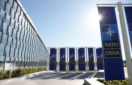 Συνέδριο NATO: Πρόκληση η εξασφάλιση ασφάλειας και άμυνας εντός των νομίμων ορίων