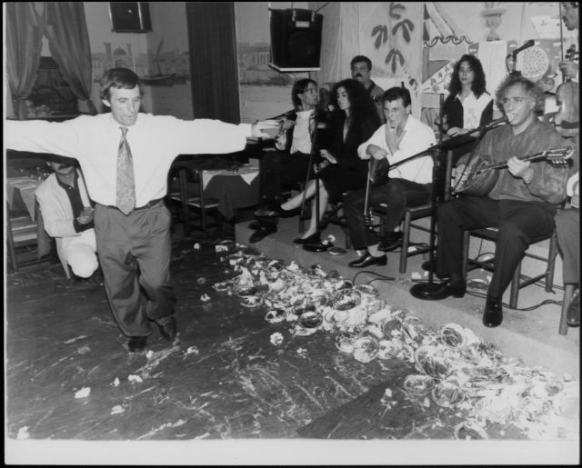 Από τον πόλεμο στην ελπίδα