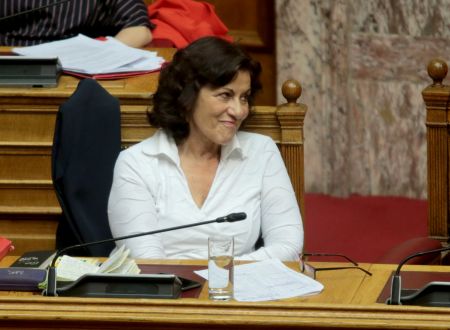 Φωτίου: Ανάσα για τα παιδιά στα ιδρύματα το νέο νομοσχέδιο υιοθεσίας