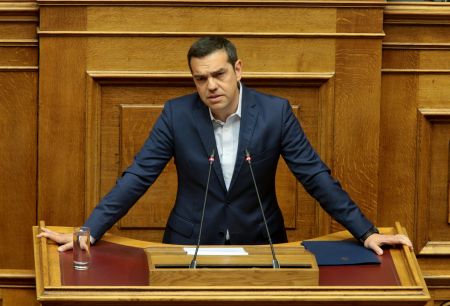 Τσίπρας: Ο Μητσοτάκης φλερτάρει με τον ακροδεξιό λαϊκισμό