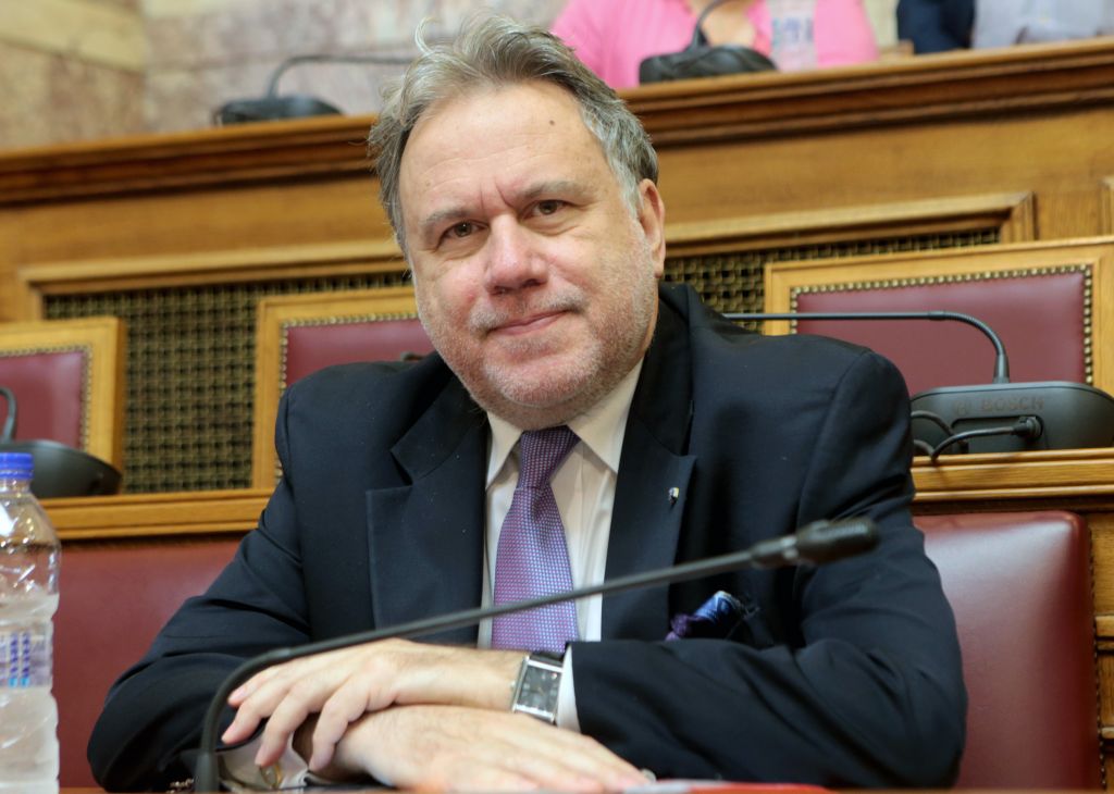 Κατρούγκαλος: Η «μπάλα» σε πΓΔΜ για erga omnes και Σύνταγμα