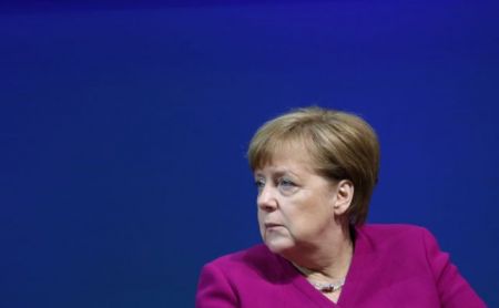 Μέρκελ: Ανησυχία για την αποχώρηση Τράμπ από την συμφωνία με το Ιράν