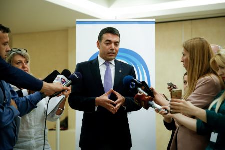 Ντιμιτρόφ: Ισχυρή αποφασιστικότητα από Σκόπια και Αθήνα για συμφωνία
