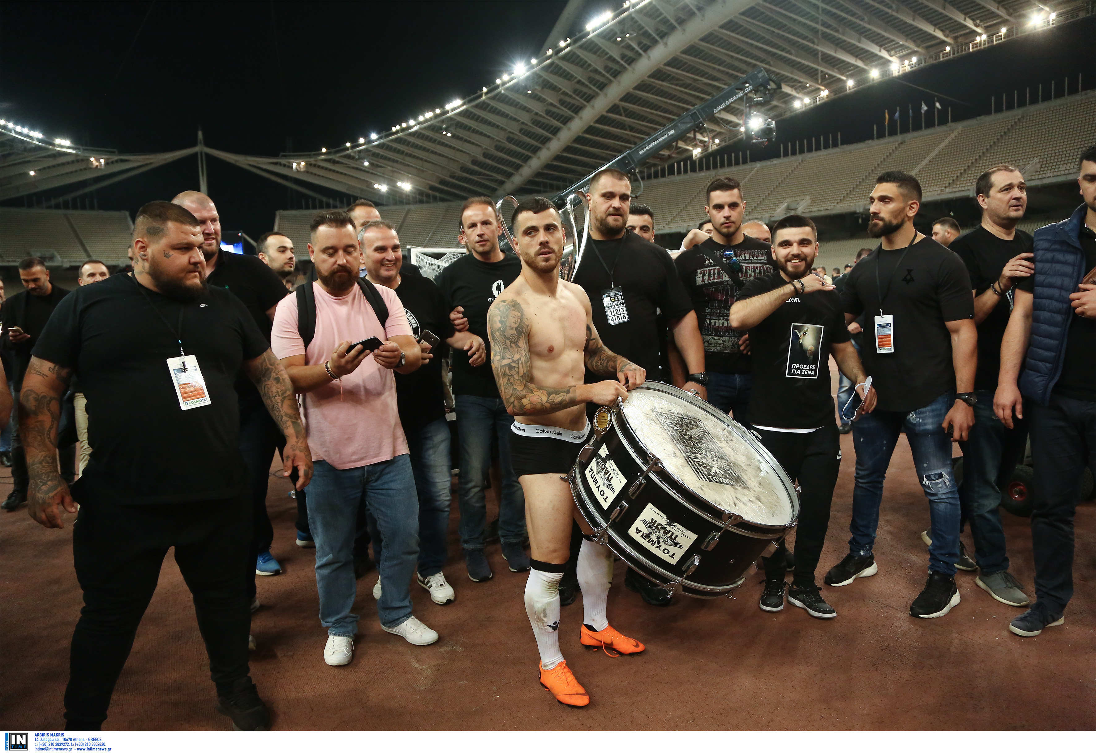 Ενθουσιασμένη η ΕΛ.ΑΣ. για την «επιτυχία» στον τελικό ΠΑΟΚ-ΑΕΚ