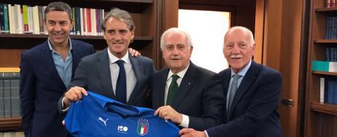 Ο Ρομπέρτο Μαντσίνι είναι και επίσημα ο νέος προπονητής της Εθνικής Ιταλίας