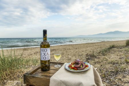 Γεύση αιγαιοπελαγίτικου νησιού σε ένα ποτήρι!