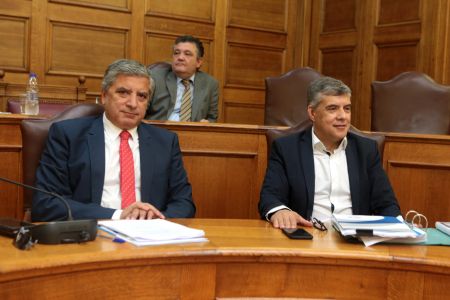 «Κρεσέντο» Πατούλη στην Βουλή – Έξω είναι το ιατρείο, είπε σε βουλευτή