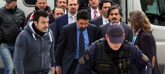 Νομικοί: Γιατί πρέπει να χορηγηθεί άσυλο στους 8 Τούρκους αξιωματικούς