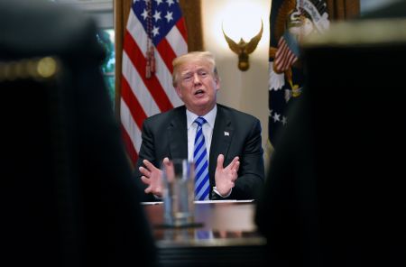 Ο Τραμπ χαρακτήρισε «κτήνη» ορισμένους παράτυπους μετανάστες