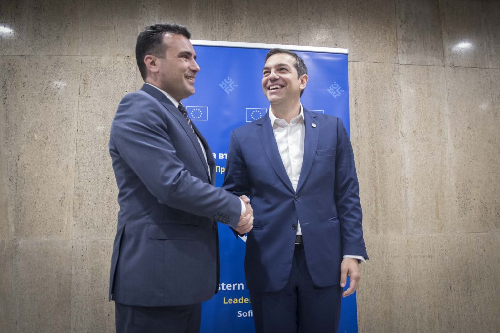 Τηλεφωνικές συνομιλίες Τσίπρα – Ζάεφ για τ’ όνομα