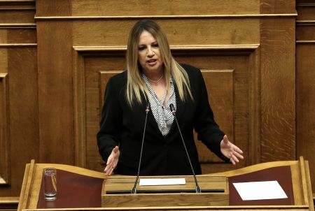 Βουλή-Φ. Γεννηματά σε Τσίπρα: Tα δικά σας πανηγύρια του Αυγούστου, οδηγούν σε ένα βαρύ χειμώνα