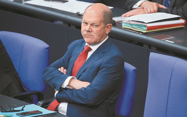 Η μονομαχία των… βαρετών υποψηφίων