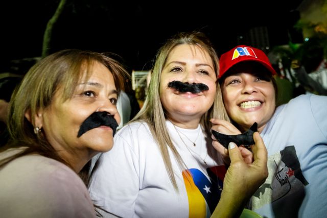 Βενεζουέλα: Ο Μαδούρο αντιμέτωπος με την φτώχεια, την πείνα και την ανεργία