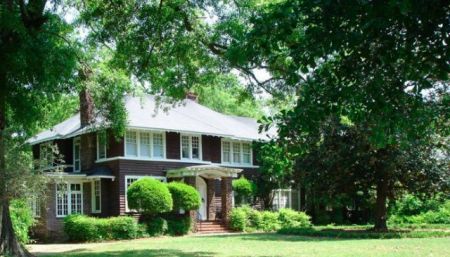 Θαυμαστές των Φιτζέραλντ μπορούν να διανυκτερεύσουν στο μουσείο τους