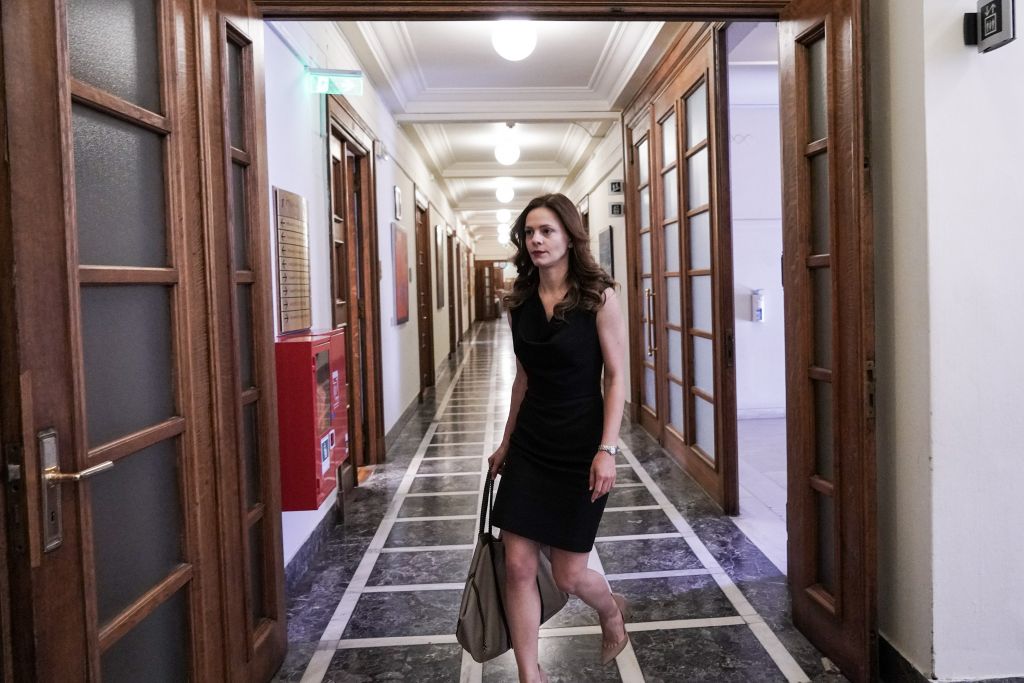 Αχτσιόγλου: Ήδη δουλεύουμε για την αύξηση του κατώτατου μισθού