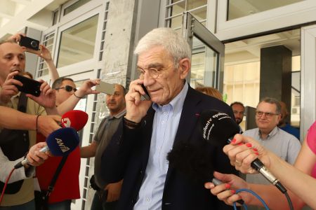 Μπουτάρης: Κάλεσε τα κόμματα να ενωθούν στο αυτονόητο και να καταδικάσουν τη βία