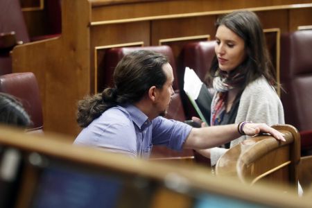 Podemos: Ψήφο εμπιστοσύνης καλούνται να δώσουν τα μέλη στο ηγετικό ζευγάρι