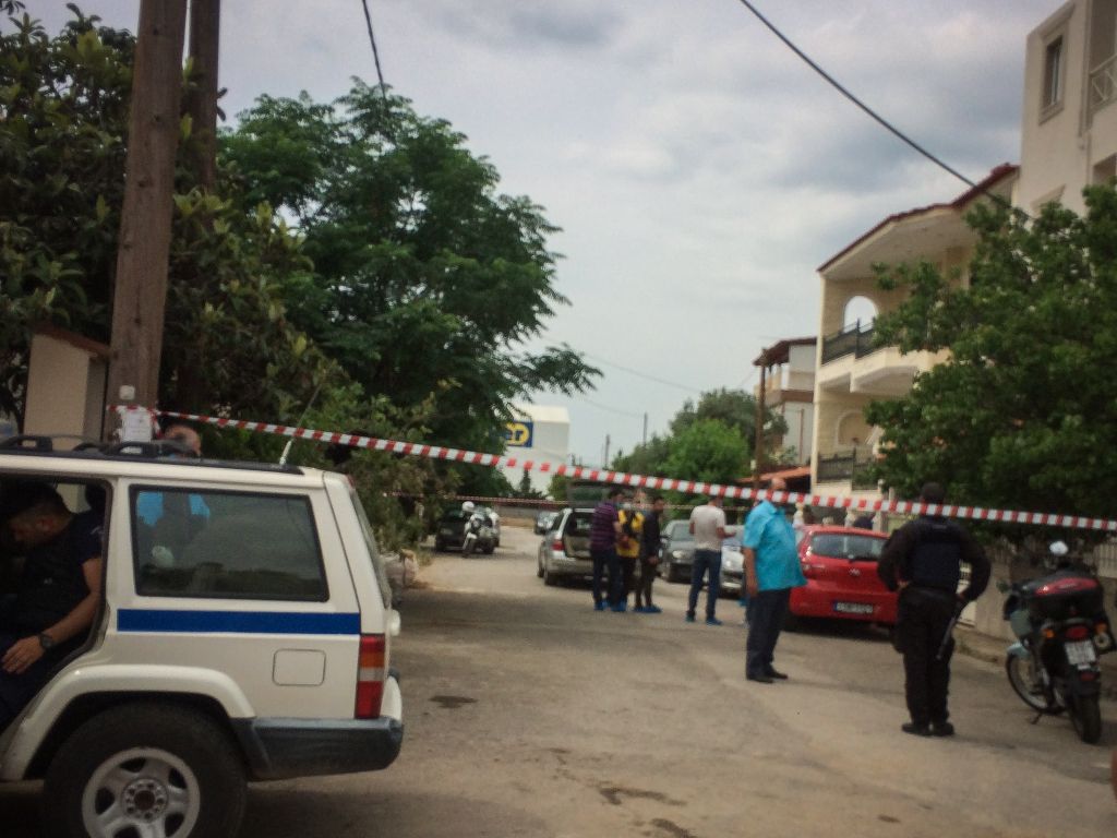 Νεκρή με δύο σφαίρες στο κεφάλι στη Μάνδρα