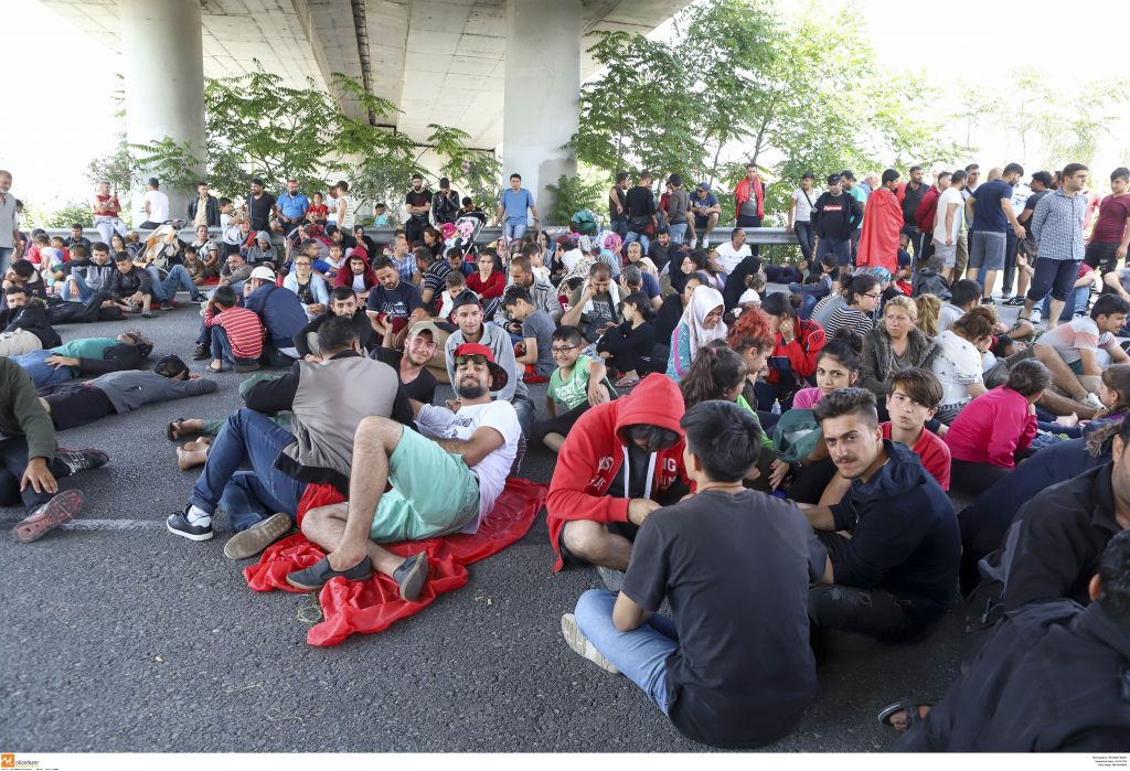 Προσφυγικό: Αποτρεπτικά και οικονομικά μέτρα στη Σύνοδο Κορυφής