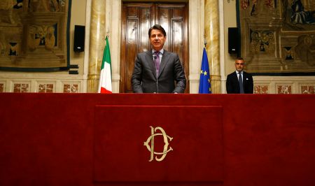 Spiegel: Αν η Ελλάδα ήταν εκρηκτικός μηχανισμός, η Ιταλία είναι πυρηνική βόμβα