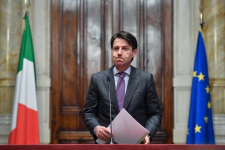 Ιταλία: Η Αθήνα κάθεται σε αναμμένα κάρβουνα όπως η Λισαβόνα το 2015